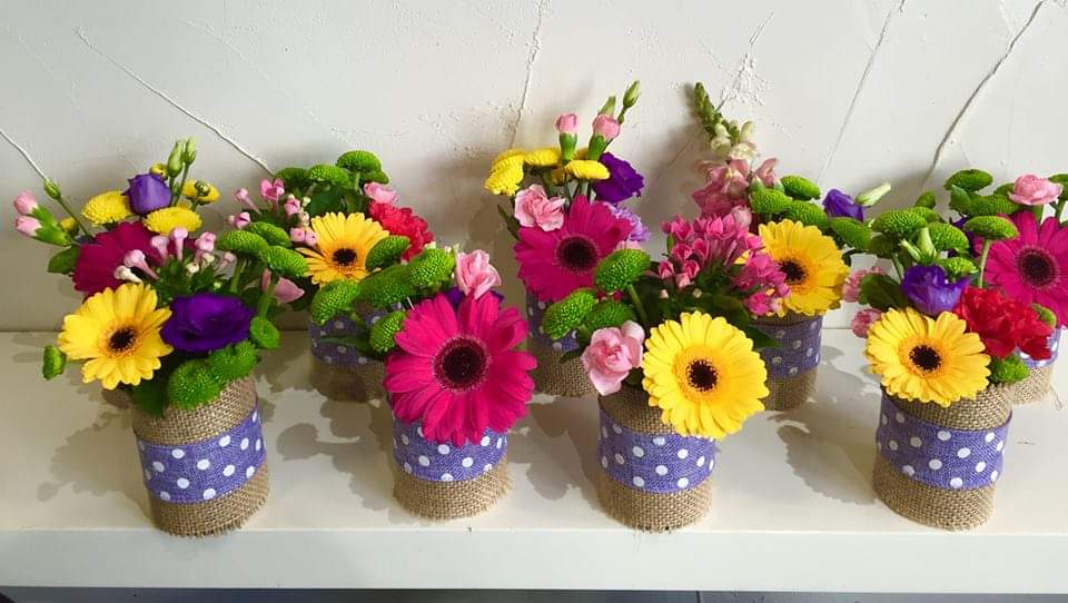 2020Mywey's tweet photo. Fiona Penny at Sunflowers https://t.co/WzQHvGMH0s