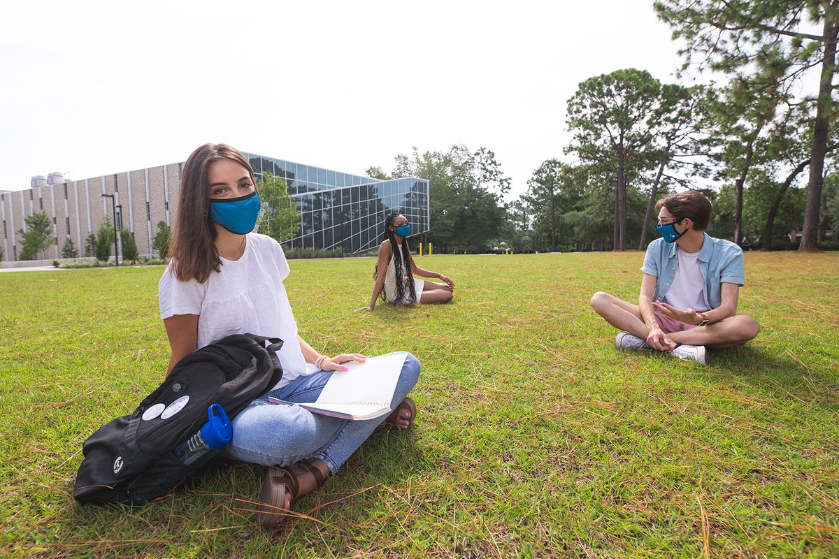 UWF's tweet photo. Studying safer is easy when your #ArgoSquad is less than 10 people and socially distanced. π https://t.co/rh1jB2Ufoo