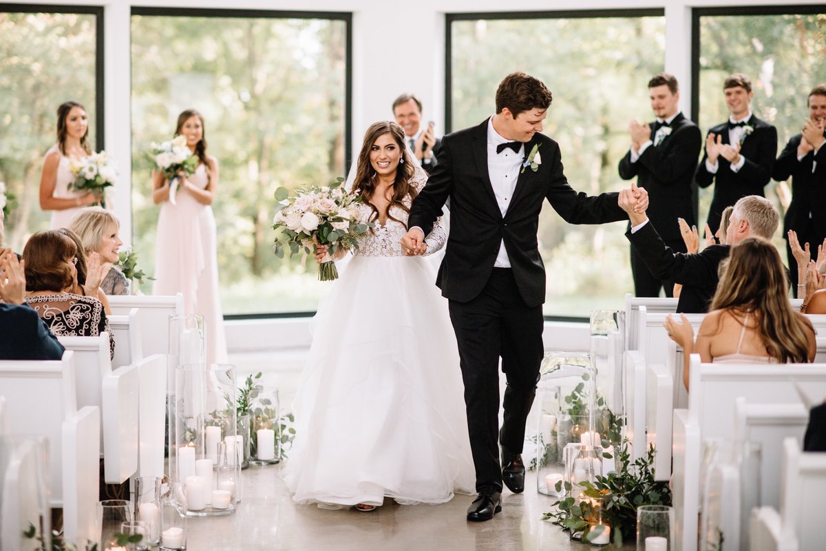 KJStewy's tweet photo. From the surprise of a lifetime to the wedding of a lifetime. August 21st could not have been more perfect. 

📷: @PalmerJustin aka wizard https://t.co/IKuvi49mL4