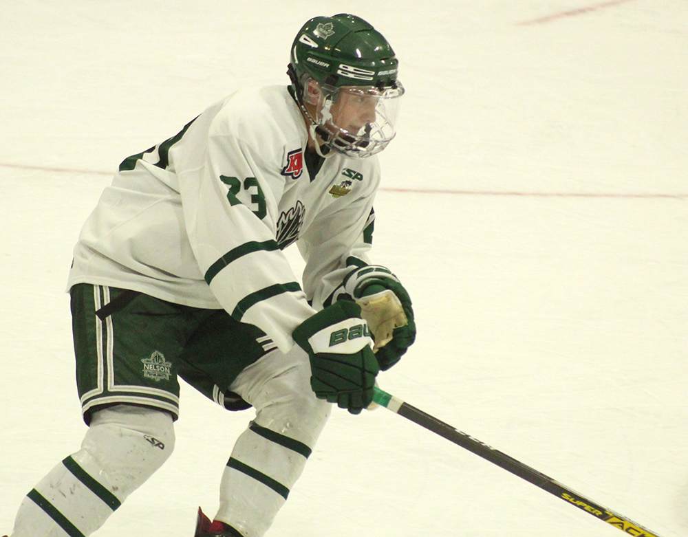 #Nelson product Joe Davidson of the @Nelsonleafs signs with the @GoBCHL @BCHLCentennials.

Click the 🔗 to read about Davidson ow.ly/sZLE50BfZNY #hockeyexcellence @TheNelsonDaily  @NelsonStarNews
