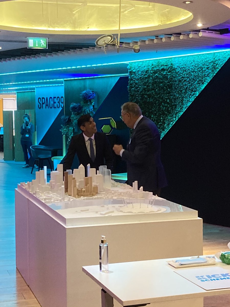 AdamLuk27's tweet photo. Chancellor ⁦@RishiSunak⁩ visits Canary Wharf’s Technology Hub ⁦@Level39CW⁩ to launch #KickstartScheme https://t.co/n0IkgSCEL2