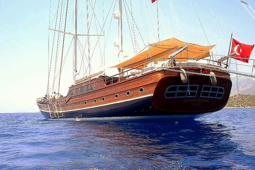 YatKomisyoncusu's tweet photo. #guletmaster #gulet #guletcharter #luxury #bluecruise #bluecharter #guletcruise #guletturkey #guletcharterturkey #yachtcharter #instagood #instamood #instamoment #europayachting https://t.co/FWzoE7swNQ
