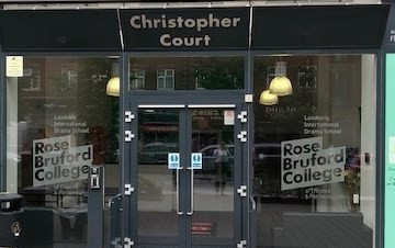 Student Living by Sodexo is helping to provide shelter for people in need using unoccupied student accommodation: ow.ly/ML6p102lCFv #InThisTogether