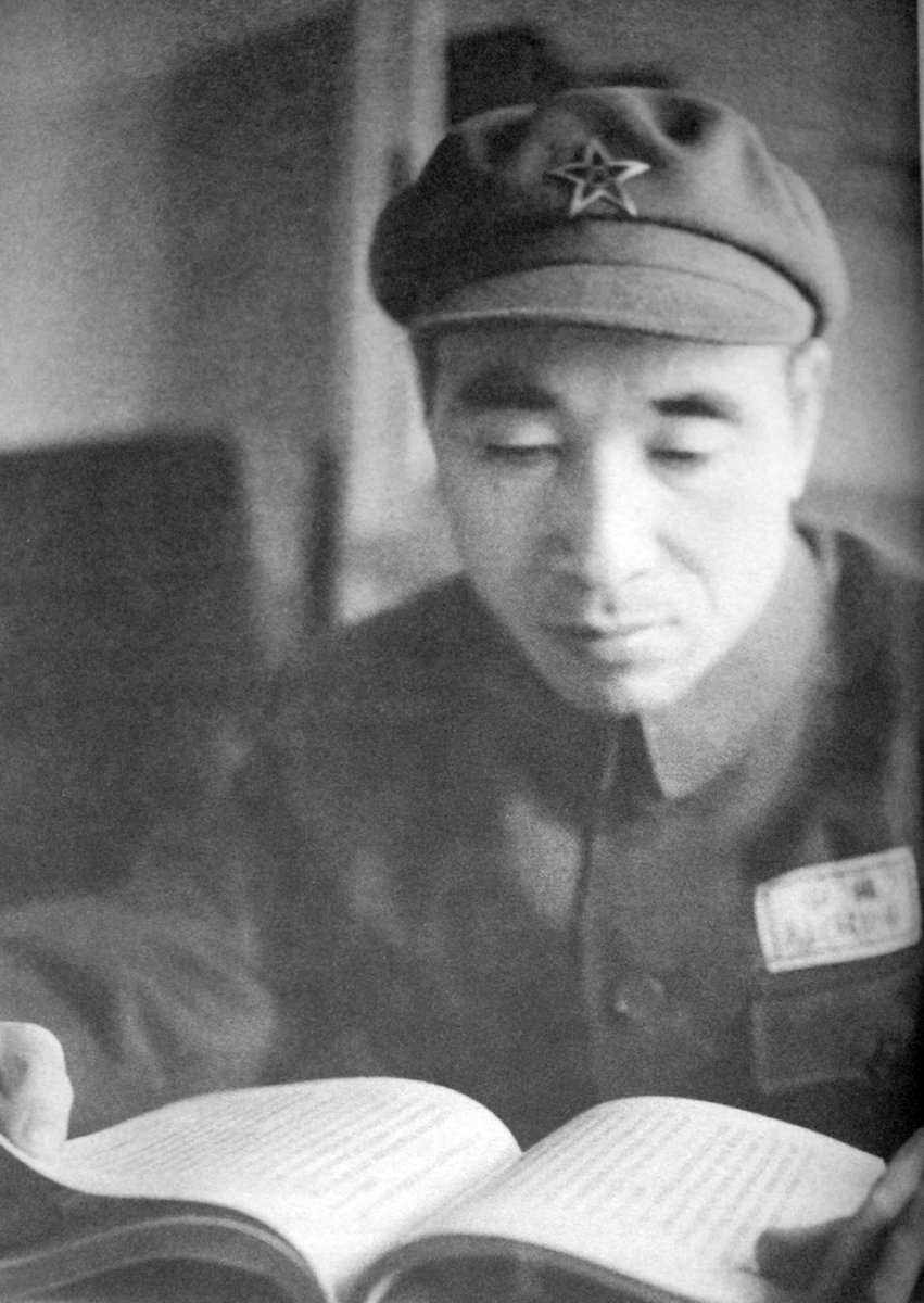 13) Lin Biao. The indisputably most brilliant and single most important communist field commander in Chinese Civil War of 1946-49, who led Northeastern (later 4th) Field Army from freezing hinterlands of Manchuria to subtropical river valleys of Guangxi. https://twitter.com/simonbchen/status/1293518247501819905?s=20