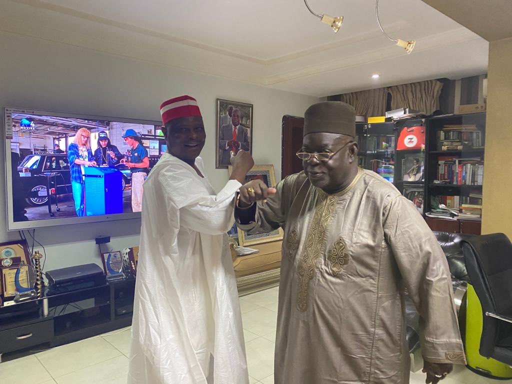 Talban_Minna's tweet photo. Rehabilitation, Reconstruction and Reconciliation to ensure PDP grows better and bigger to win elections in 2023. https://t.co/MLn3DhulLP