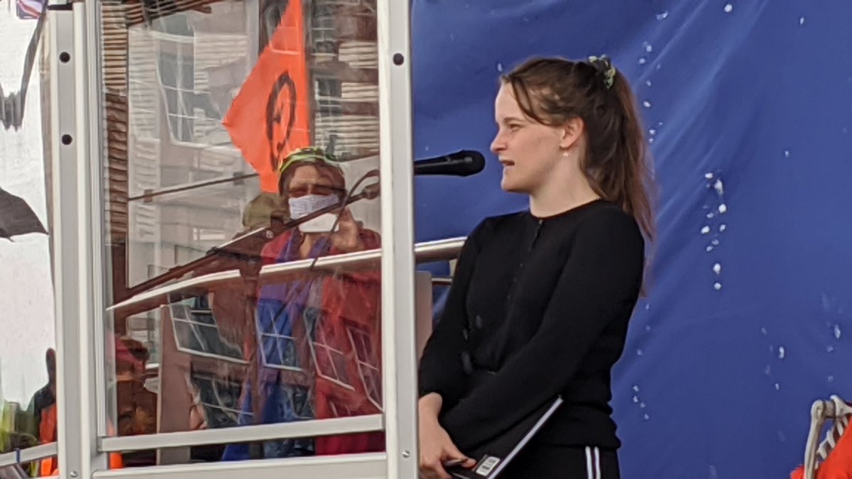 'We have the rising tide of sea levels & we have a rising tide of fascism...the switch from climate denial to eco-facism will give you whiplash. We must not let our movement be coopted by facists' A powerful warning. #ExtinctionRebellion #CardiffRebellion