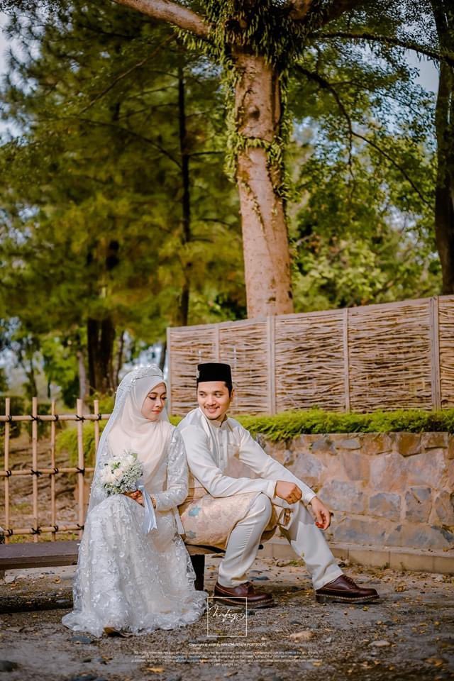 _faezezwan's tweet photo. Alhamdulillah. Begin a new journey with lovely wife @nrizzatidrs 🥰 may Allah ease our journey 💕 https://t.co/urf0EHdFzc