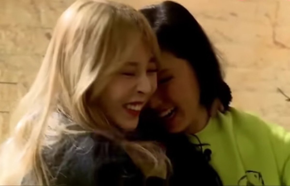 hwabyul - hwasa & moonbyul