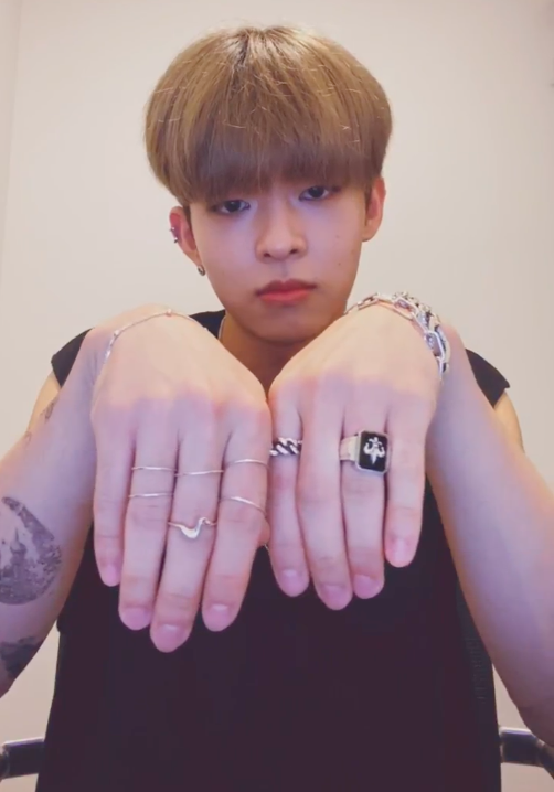 .... op intermission: HE'S SO EBOY I CAN'T the rings the accessories the chain the fake tattoos and muscle tank GGGGRGRGGGRRRRRRRRR