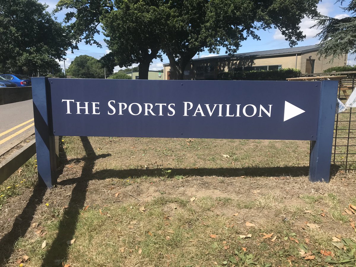 SouthamptonSign's tweet photo. Dibond signage manufactured for Hamble School. Refacing old worn out signs ready for the students to return. #hambleschool #southamptonsigns #signs #schoolsigns #engravers #engravingcompany #southamptonengravers https://t.co/lQvkyUZjpf
