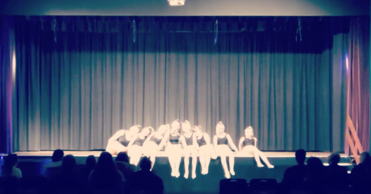 Counting down the hours until our dance family is back together again, I’m already all emosh 🥺 so if you catch me crying in a corner at any point this week just carry on as normal, there happy tears I promise! 🤣 I’ve missed you all so much! Not long now FDC 🥰