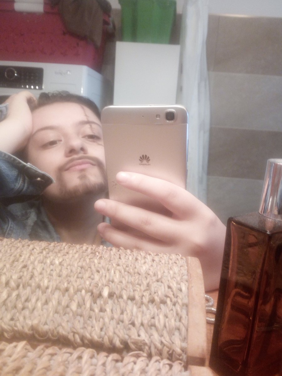 BaffysCove's tweet image. Throwback to my dumbass wanting to be Kurt Frank so badly that I tried doing a costest at 1am 
:D 

#identityv #identityvexplorer