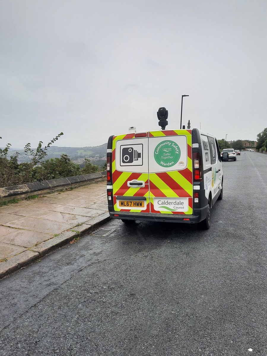 Patrol of Albert Prom after reports of ASB. Pleased to say no issues on this afternoons visit. Further patrols to follow during the evening and night.
#saftercalderdale
@CMBC_CSRT 
<a href="/WardenClaire1/">CSW Claire 320</a>