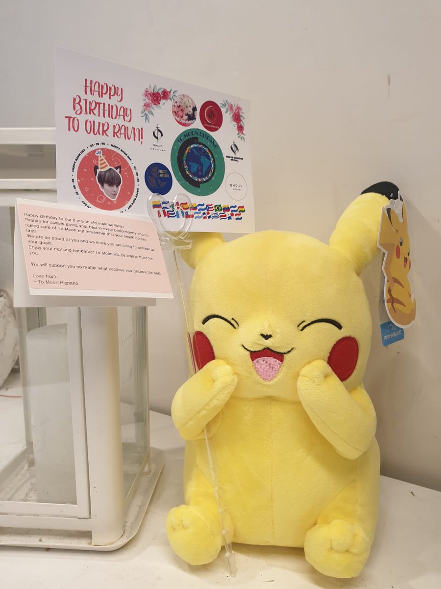 Junto a nuestras fanbase y fanpage aliadas enviamos este hermoso regalo en nombre de To Moons de habla hispana (españa y latam) para Ravn

Recuerden que hasta el 30/09 tendremos nuestro Open house para que se unan en el proyecto aniversario

Happy Birthday Ravn <a href="/official_ONEUS/">ONEUS</a>