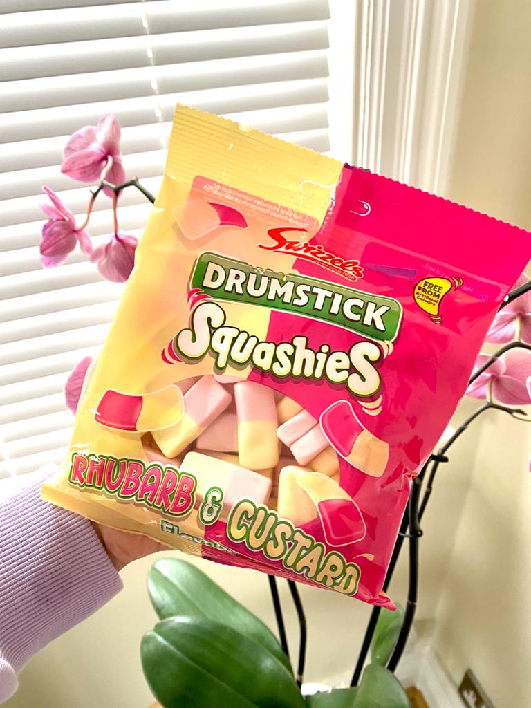 Rhubarb and Custard Squashies. Name a better duo... we'll wait.💅

Have you tried them yet? Available at <a href="/Tesco/">Tesco</a>, <a href="/coopuk/">Co-op</a>, <a href="/morrisons/">Morrisons</a>, <a href="/onestopstores/">One Stop Stores</a>, and <a href="/sainsburys/">Sainsbury's</a> 🥳.