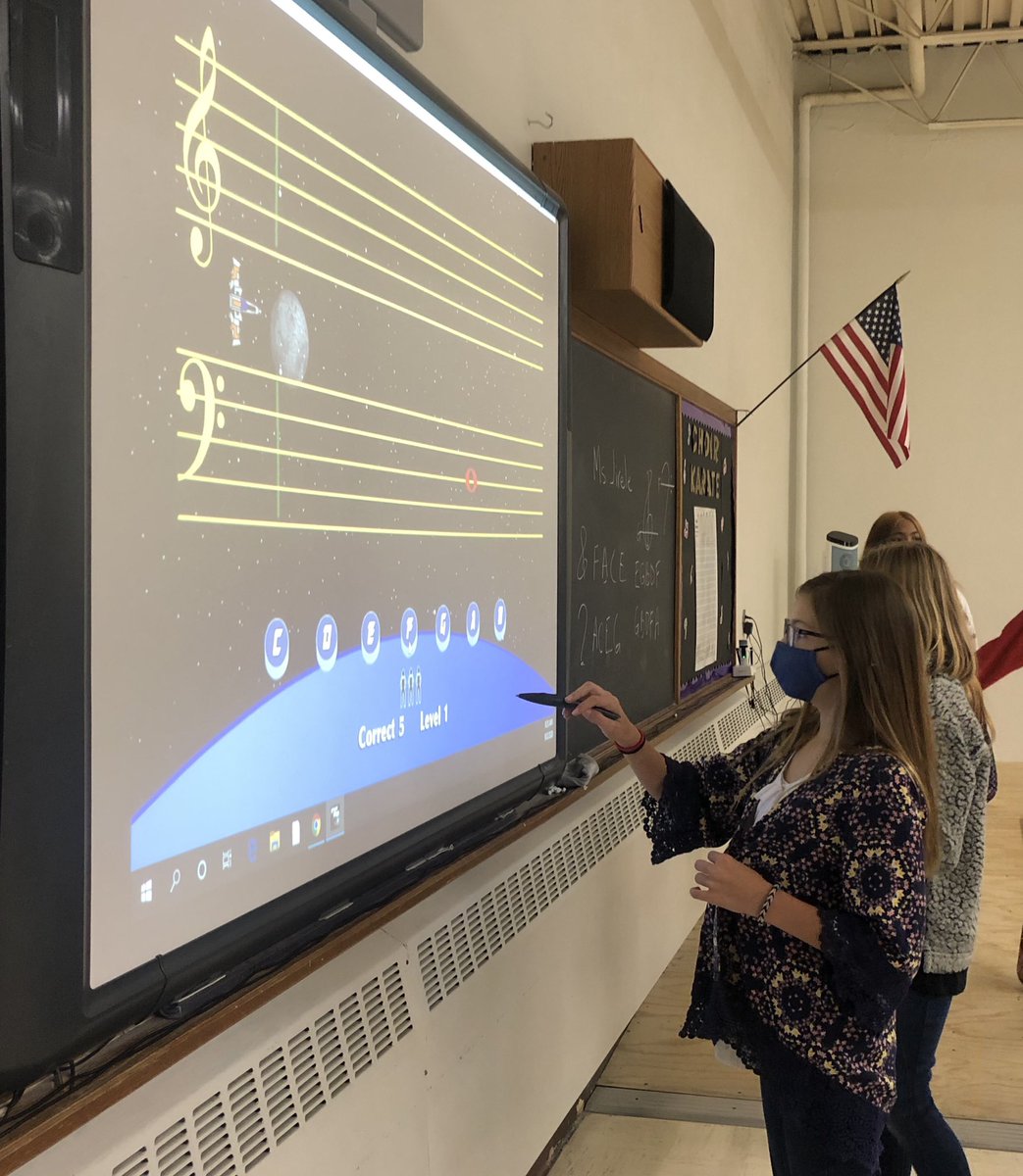 6th grade choir students learning their notes playing Staff Wars! (spin on Star Wars)