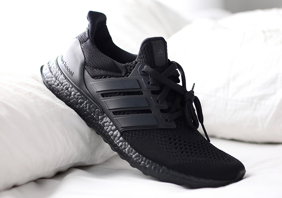 all black ultra boost canada