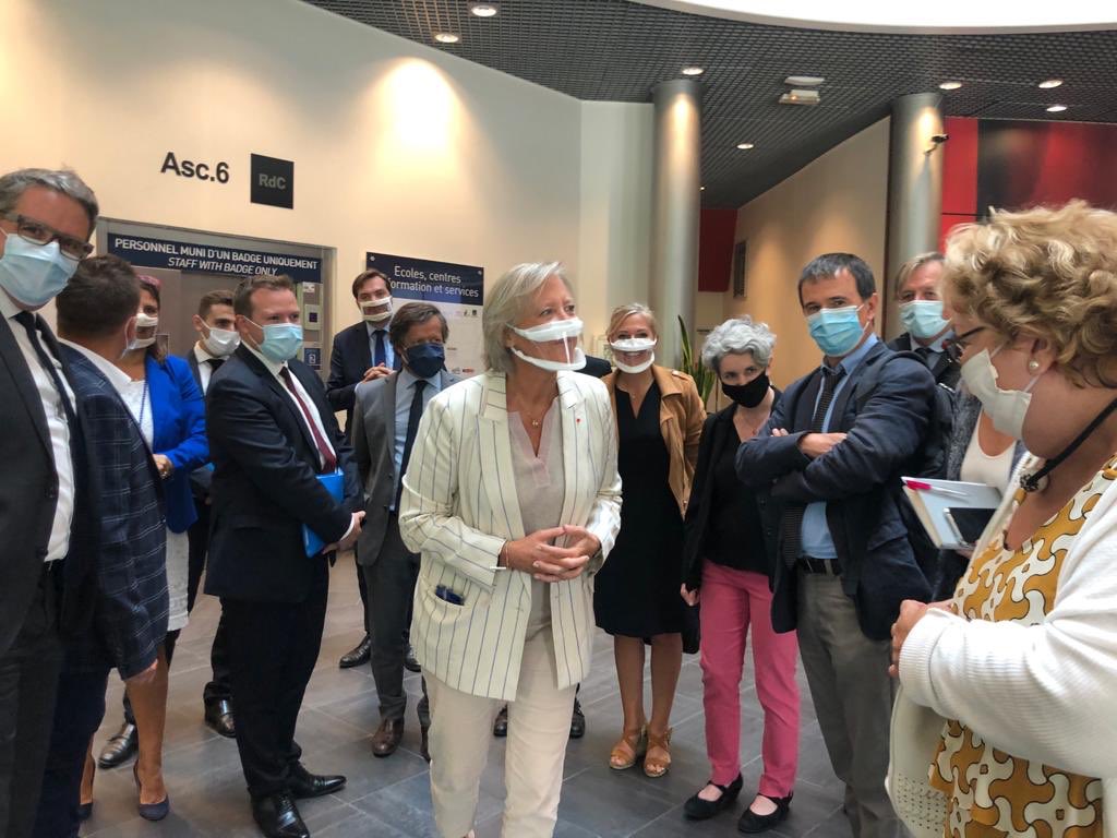 s_cluzel's tweet photo. Le #planderelance est #inclusif, je suis au CFA @GroupeIGSLyon qui permet à des personnes en situation de #handicap de poursuivre des études. L'apprentissage est un moyen d'offrir une carrière à tous. Poursuivons les efforts faits #3ans #OsonsLEmploi @villedelyon @Elisabeth_Borne https://t.co/Yqr5gVGAlF