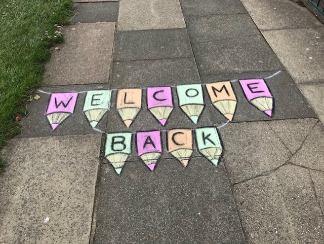 CHJ_School's tweet photo. Huge thanks to our PTA - what a wonderful surprise - a visit from Herts Chalk Walk. We now we have a bright, colourful welcome for our staff and children.  We can't wait to see you  in the morning! Link here for times &amp; locations
https://t.co/Nh1L9KUCZJ https://t.co/GI5v9AyKnE
