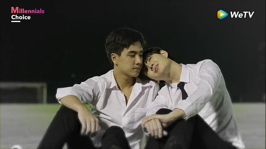 AbrantesAiza's tweet photo. The most painful scene in ep 1 😭😭...How`s the feeling? Well it hurts me so bad.
THE UNEXPECTED THROWBACK OF AE&PETE😢
#AChanceToLove
#AChanceToLoveEP1
#perthsaintkeepsailing https://t.co/AQsbBW0tQK