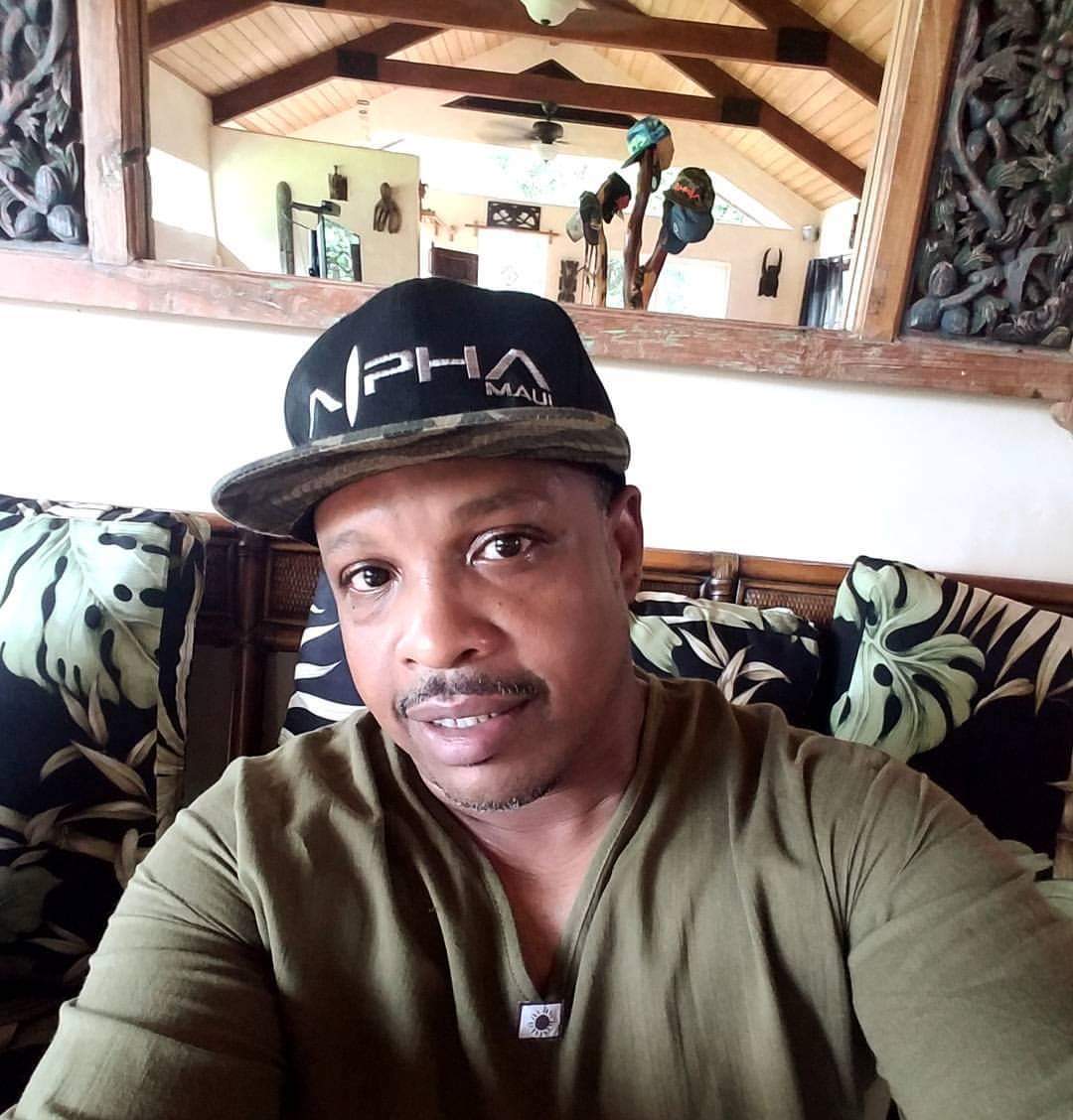 CMandSradio's tweet photo. π―οΈπ we want to wish our brotha Lee Hodges a happy birthday . Lee was a guest this season. Lee is the owner of the dopest clothing brand on Maui, Alpha Maui . He gets us looking right & we're all grateful for his blessings . We celebrate you on your day @alphamaui #AlphaMaui https://t.co/GX8AuhvvdV