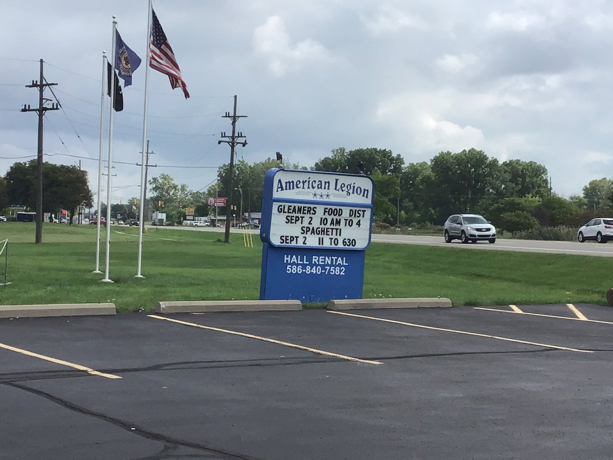 MILegion's tweet photo. @WWJ950 @JPaigeWWJ #foodsecurity #foodbank Food box Distribution Today 10-4pm, at American Legion Post 4, 401 N. Groesbeck Hwy, Mt. Clemens, MI.  40# box of non-perishable food to Veterans, seniors, or families in need. https://t.co/ue6q2GmQDi