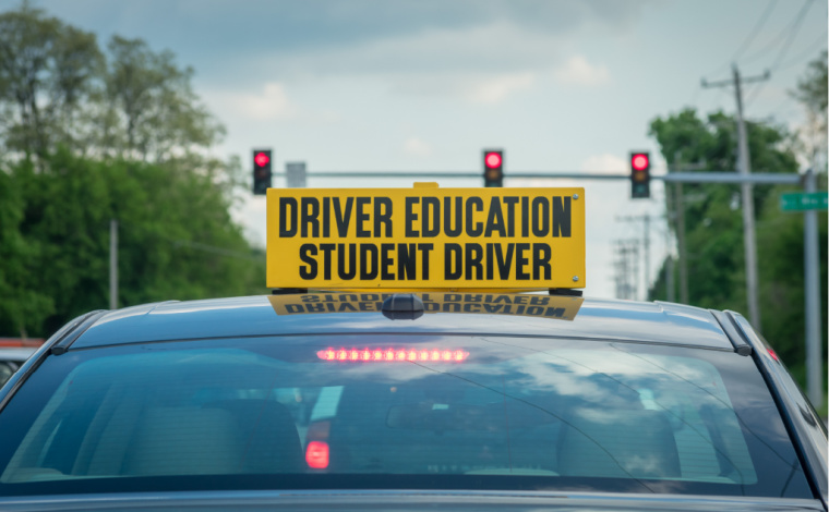Does your high schooler's age not match up to their schedule for that all-important drivers license? #driversed #highschool 

smartcollegevisit.com/2020/09/driver…