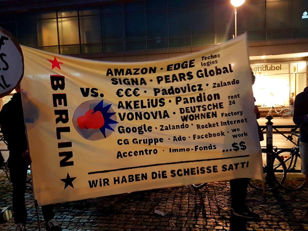 Wir sagen 'NEIN' zur Aufwertung des #Hermannplatzes durch ausländische Großinvestoren! 😡
Wir wohnen gerne hier und genau so! 🤜🤛
#KarstadtErhalten #NichtMitUns #Urbankiez #NoSignaDeal #NoBenko #KeinAbriss #OraNostra #UnserKiezIstUNSERKIEZ 💪
@f_schmidt_BB @martinhikel