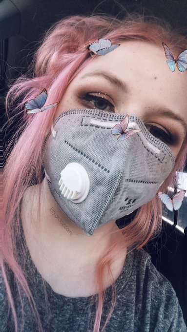 First time putting on makeup and doing my hair in a minute, how do I look? https://t.co/eR2XFertxb<a href="/tag/snapchat"class="tags"><span>#snapchat</span></a>