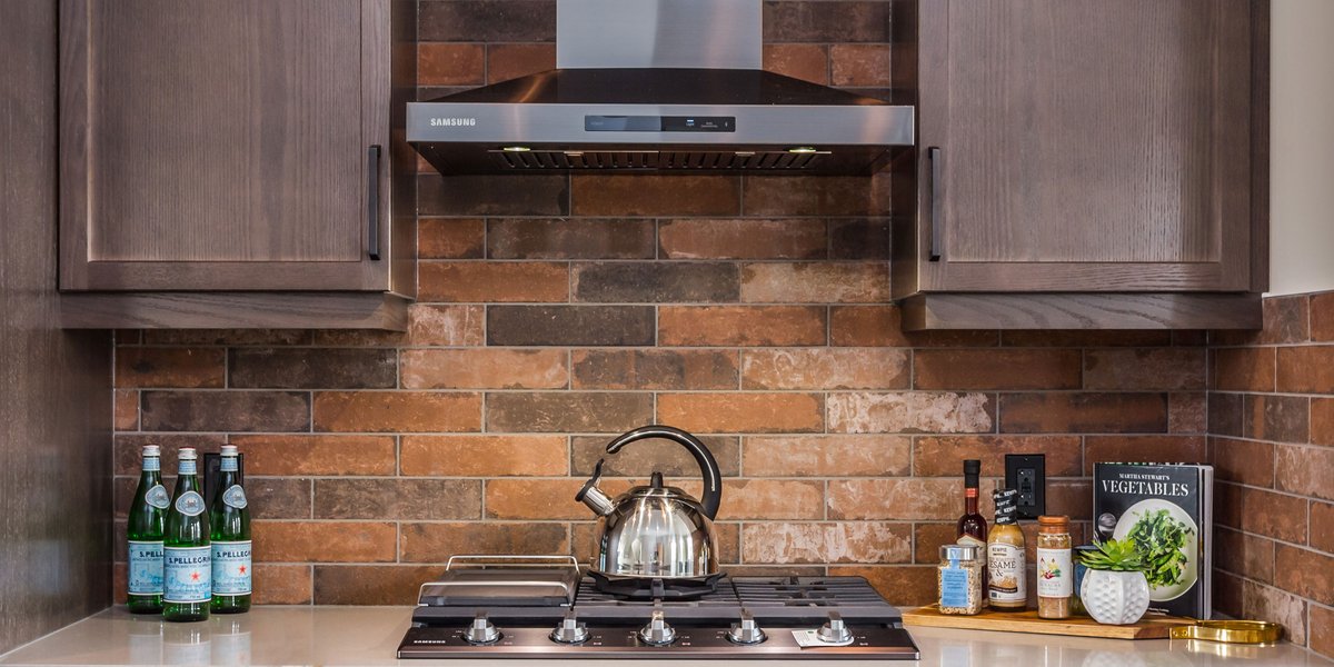 This Hudson West home features elements from our Urban Rustic style package, what do you think?

#livehudsonwest #greenwichyyc #urbanrustic #interiordesign #yychomes #yychomebuilder #yycliving #designinspo