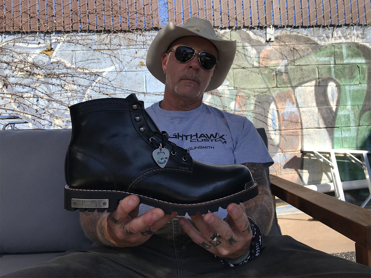 Both of the @wolverine limited edition @AWMHFoundation work boots are down to the last pairs! If you haven't checked them out yet, find out now if your size is still in stock and get your pair before they're gone! 
Shop at wolverine.com/US/en/metallica #AWMH #MetallicaScholars