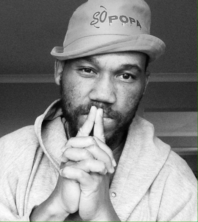 mpholepantsula's tweet photo. #iwaaryiwaar #beingigrootman #sonkesopopa #pantsulashandis #kasientrepreneurs #supportikasi https://t.co/psJ38ULee9