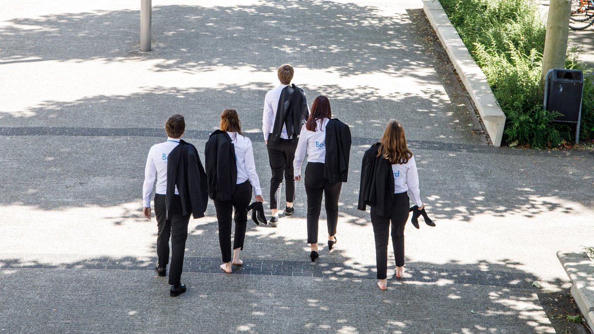 We may take a holiday in Spain
Leave our wings behind us
Drink our worries down the drain
And fly away to somewhere new

DB XVIII OUT
It's been a pleasure!