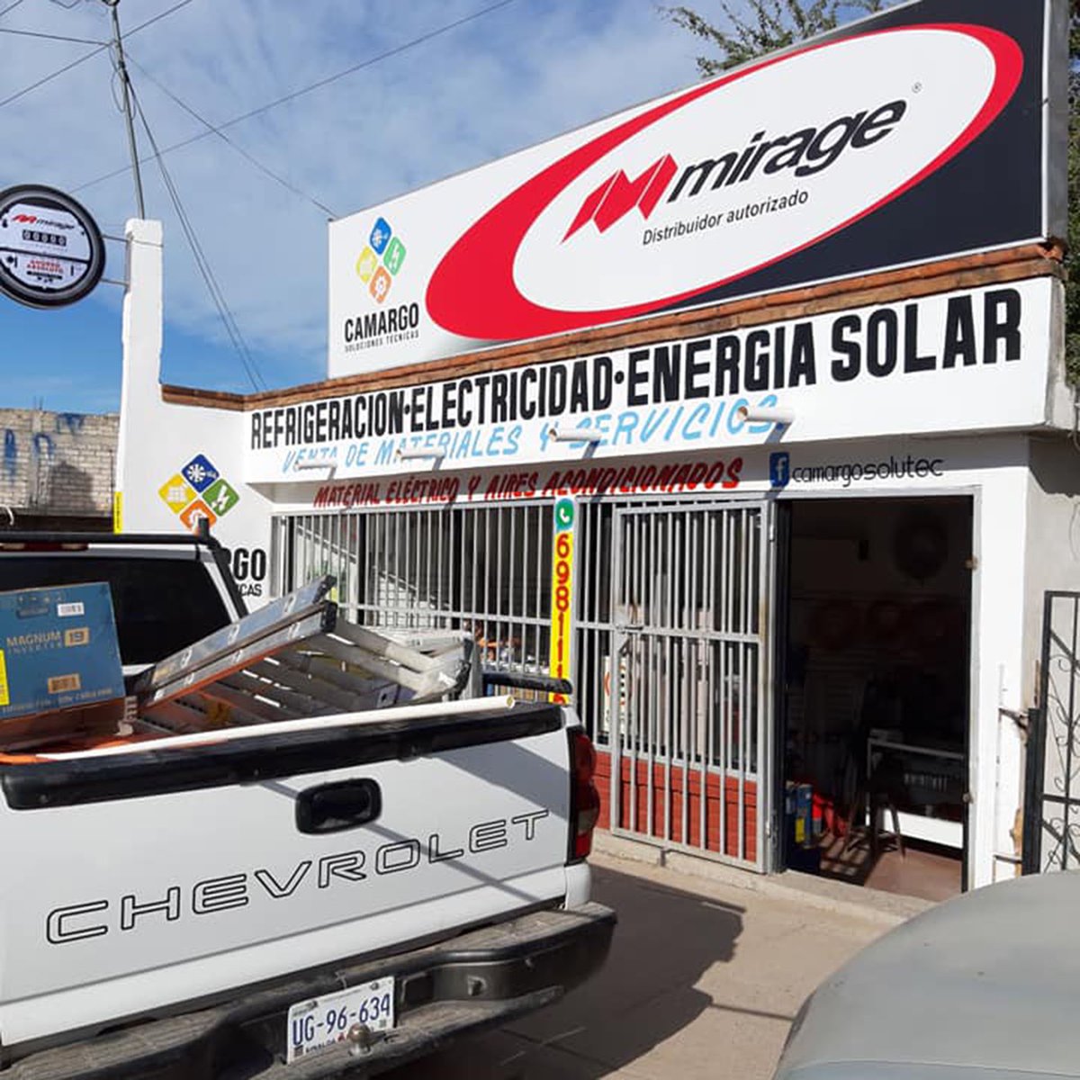 LaMorrita953's tweet photo. Para ese calor que llega después de la lluvia...
Ve por tu minisplit #mirage a Carmargo Soluciones Técnicas, ellos te lo instalan.
Marcales al 6981116126
O visitalos en Carretera El Fuerte - Choix junto a farmacia similares
*También tienen refacciones y materiales https://t.co/feKvwRopDN