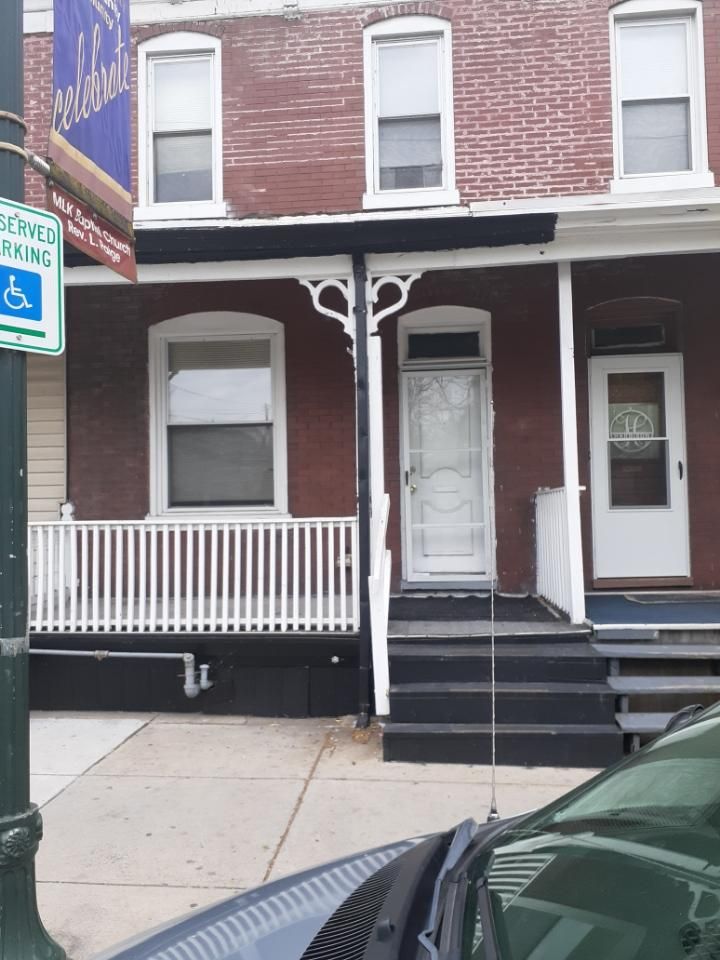 CRPROPGROUP's tweet image. For Rent: 14 S. 17th St., Harrisburg, PA 17104http://crpropertygroup.com/property/rent-14-s-17th-st-harrisburg-pa-17104-2/ crpropertygroup.com/pre-approval