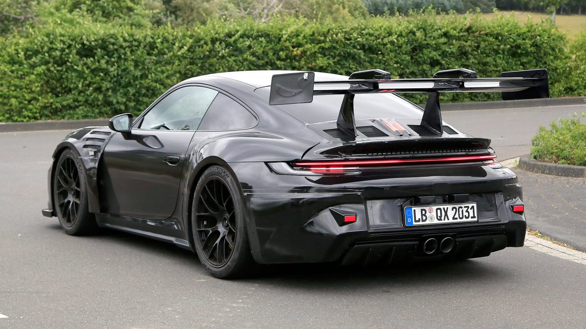 992 Porsche 911 GT3 RS.