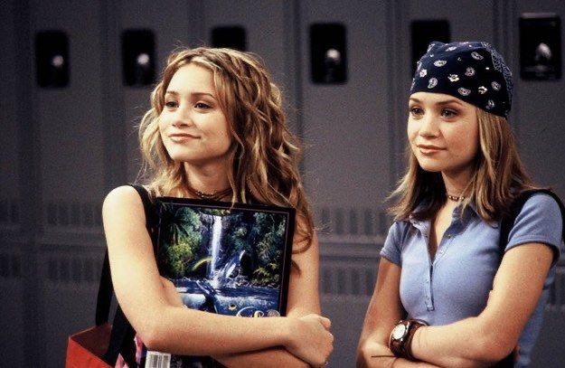 Olsen twins served looks.