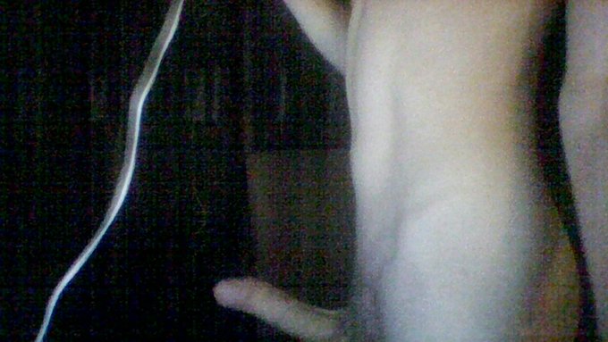 3 pic. #femboys #pansexual #nsfw 

Give me some content ideas, please.

Also feel free to add me on discord
