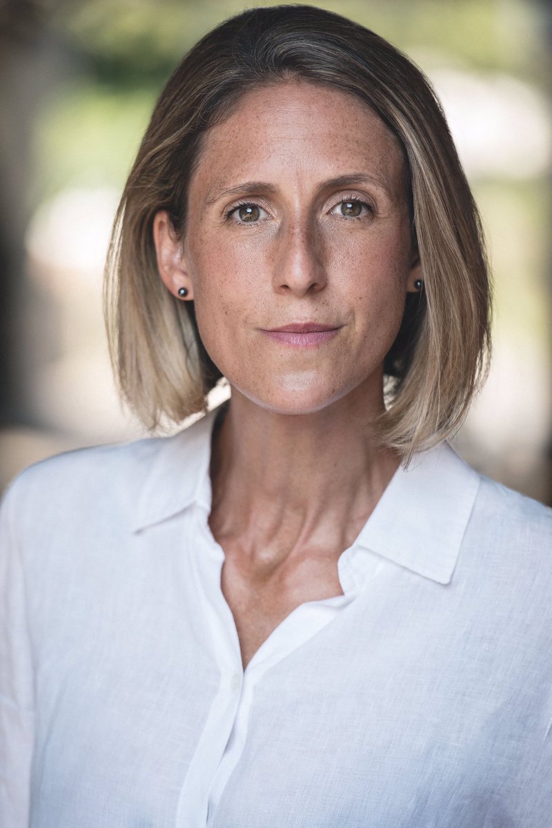 <a href="/SupportBritish/">U.K. Actors Support Network</a> So pleased with *NEW* Headshots <a href="/MCarloPhoto/">Michael Carlo</a> Enjoyed photo shoot SO much, felt completely relaxed - highly, highly recommend 🙌🙌
Hugely grateful to have signed with Sean <a href="/Birdstontalent1/">Birdston Talent Management</a> #agent during #lockdown who recommended Michael ⭐️ Thank goodness he did! 👍🏻