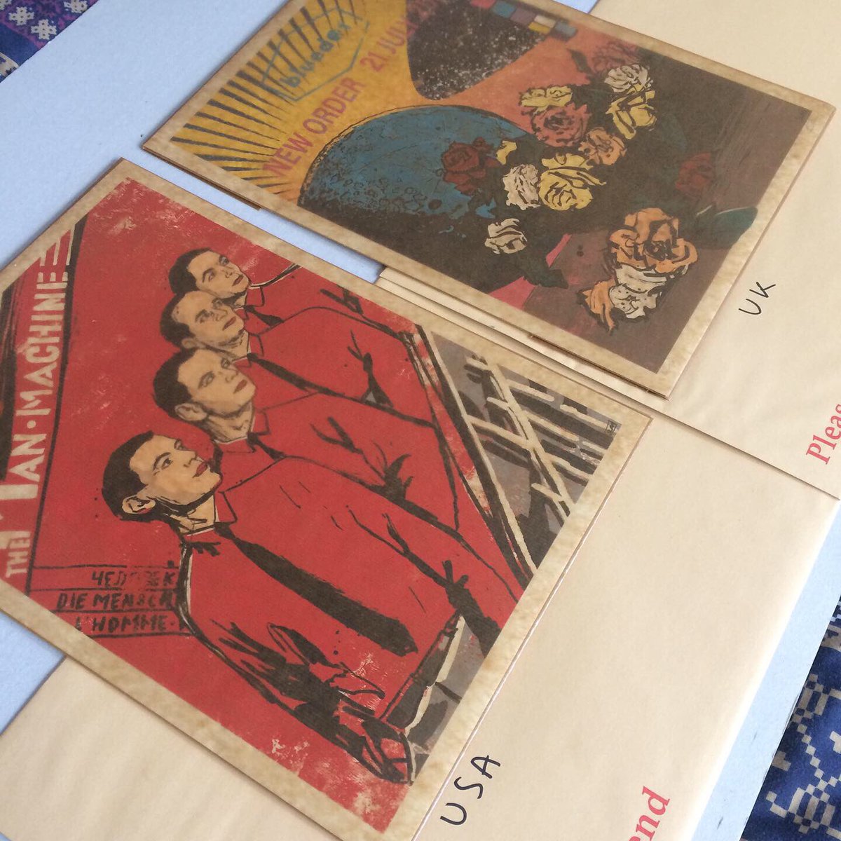 Kraftwerk ‘The Man Machine’ album art recreation as an A3 print for <a href="/nuordrman/">NüOrdrMan 👨🏻‍💻 🦇 🌕</a> to go with his <a href="/neworder/">New Order</a> <a href="/bluedotfestival/">bluedot</a> print...as someone else bought one of those too I was able to confirm they’ll go well together! Eco-packaged as always! #kraftwerk #neworder #fanart #eco