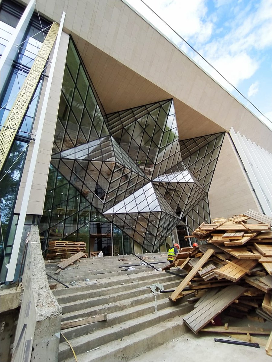 AlexMorozofff's tweet photo. Finished installation #facade #grigshell on crystal #sports complex in #Moscow #Russia #spacestructure #steeldesign #architecture #Engineering #BIM #ComputationalDesign #gh3d #DigitalFabrication #design #steel #Москва #Новосибирск #архитектура #лмк #строительство #несущиесистемы https://t.co/dDoomriNKZ