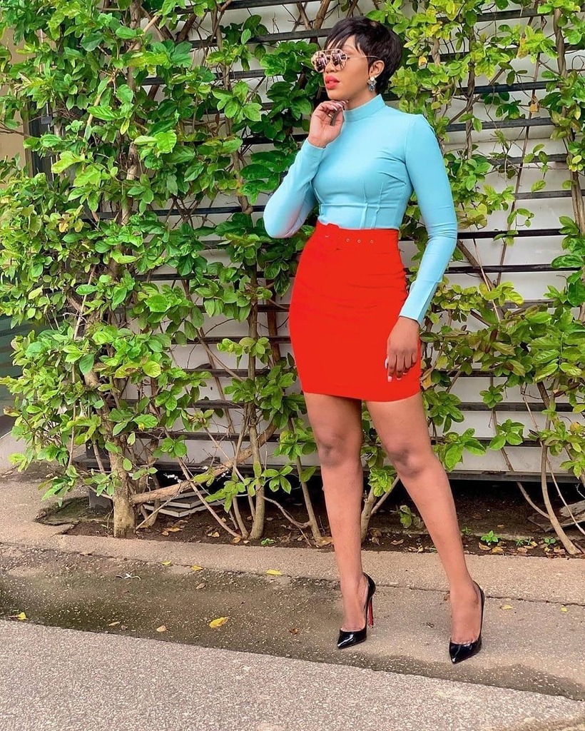 itsthestylehive's tweet photo. ❤
Featured - @sharonooja

Hair Styled By - @hairbyehis 
Styling - @dahmola 
Outfit - @shop_inkha 
Makeup - @t.alamodebeauty

Follow @itsthestylehive For More Style Inspirations.

Website - https://t.co/8sekYy84gH For More Fashion Updates.

#itsthesty… https://t.co/m4N0JshGPA https://t.co/pEyOlnOb1S
