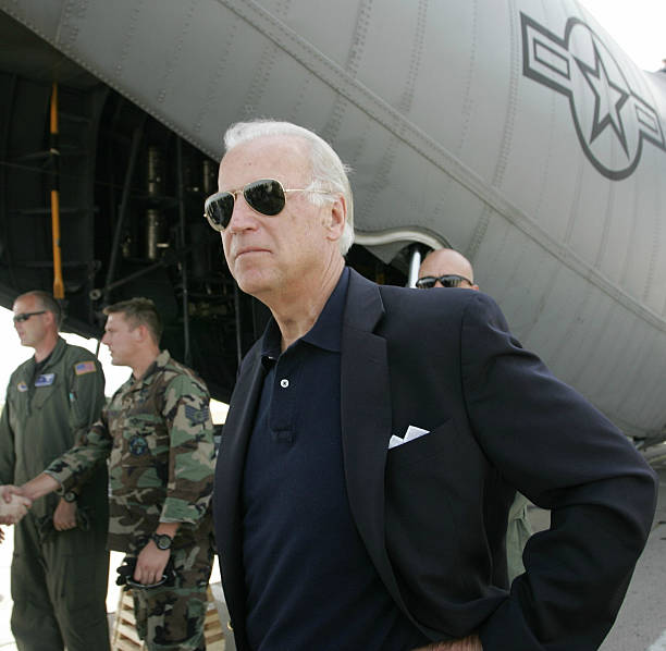 ChrisDJackson's tweet image. 🚨 @JoeBiden says he’d like a real-time fact-checking service broadcast during the debates due to the volume of Trump’s lies: “I’d love to have a crawler across the screen, a fact-checker.”

Hell yes! Who agrees?