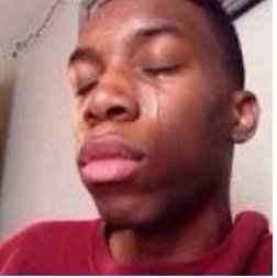 MahViccc's tweet photo. Eu vendo que não vou poder ter uma nota de 200 reais ,pq nem a de 100 eu posso ter : https://t.co/IBJt9qh4pL