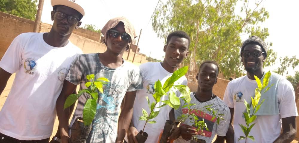 Campaign of Reforestation <a href="/ThrivingEarth/">Thriving Earth Exchange</a> <a href="/rodompcl/">Doro NIANG</a> <a href="/pap_malick/">Malick FAYE</a> <a href="/AB_NIANG/">A.B NIANG</a> <a href="/mamy_Khar/">MK..🇸🇳</a> <a href="/FayeYand1/">YANDÉ FAYE</a> <a href="/theAGU/">AGU (American Geophysical Union)</a> 
#Ajges
#Communityscience