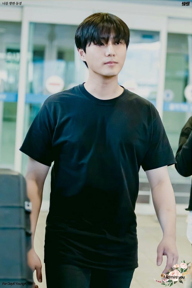 WHY ARE HIS yIDDIES SO BIG??/!/‘m
