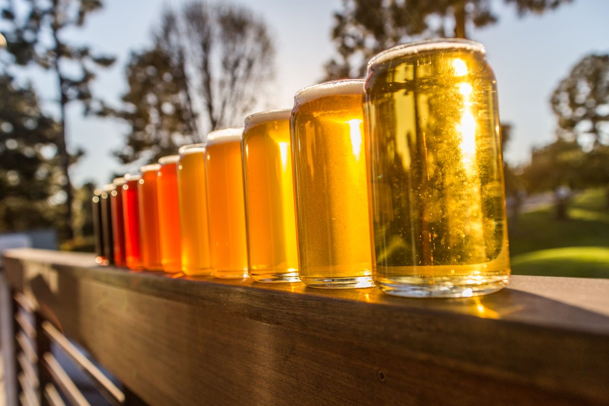 We're half way through the week ... Reward yourself with a beer! Drop by Tap In this week and enjoy our beer selection that consists of nearly 40 beers!

#stmarkgolfclub #coldbeer #sandiego
