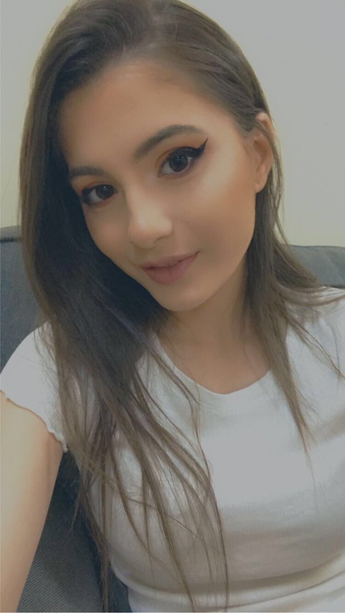 SarahMaelstrom's tweet photo. I will be online in few minutes. Come to see me. ❤️💋 https://t.co/R5bL3AfMDN
