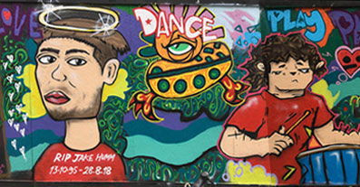 brightdome's tweet image. Big love and thanks to @SinnaOne and the good folk from @BtnYouth &amp;amp; @artinmindbright for painting this awesome mural on our hoardings at New Rd.

We asked what young people thought of arts and culture in Brighton their response was ‘We are arts and culture in Brighton!’