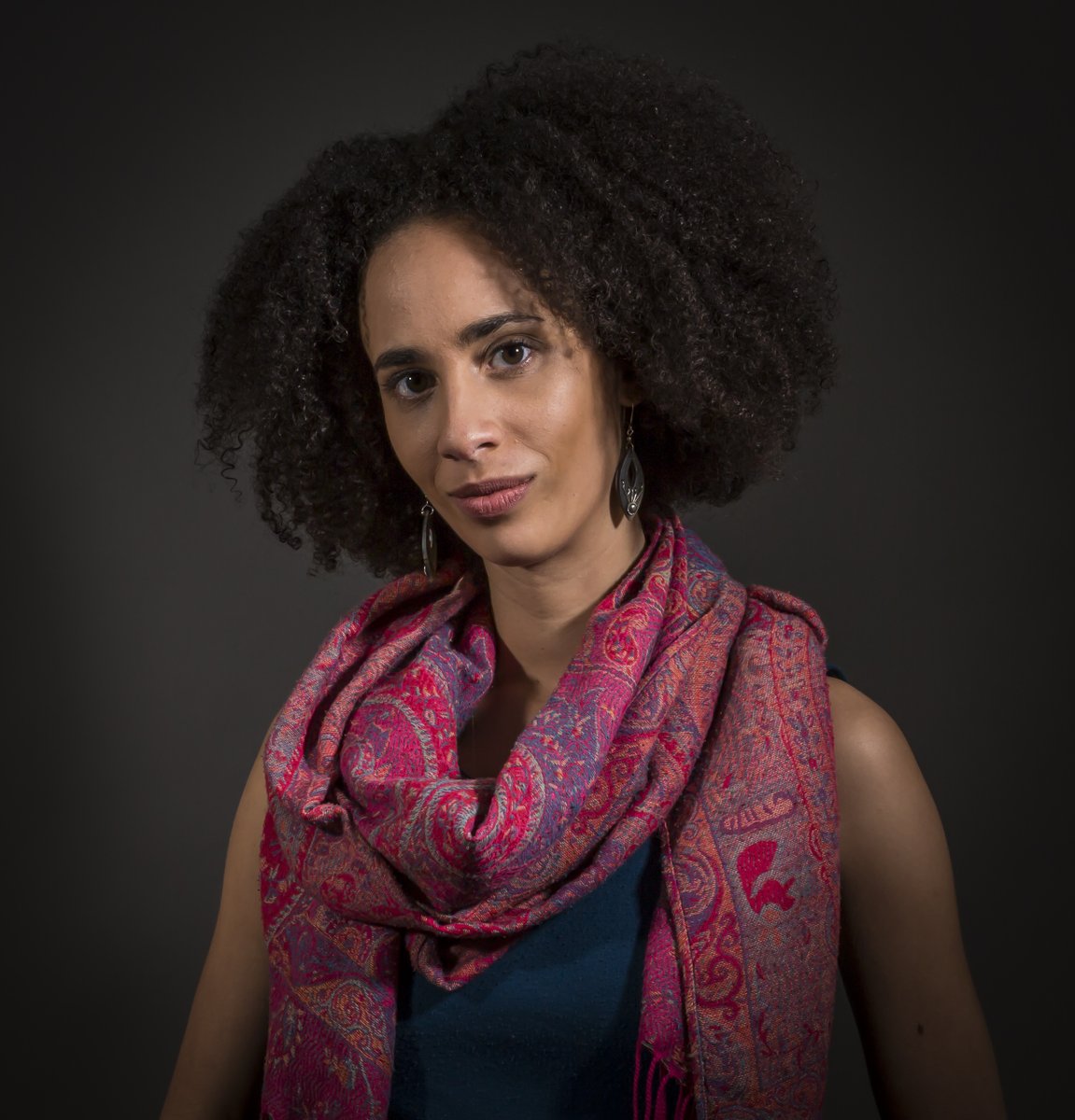 This winter, journalist and organizer @Emilie_Ni will teach a course at <a href="/uStMikes/">University of St. Michael's College</a> on the complicated relationship between the #BlackLivesMatter movement and the media: #BLM stmikes.utoronto.ca/news/new-st-mi…